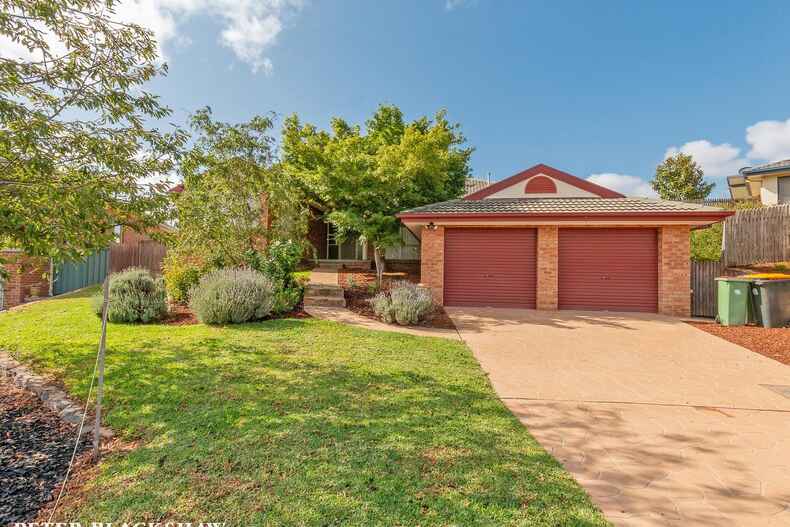 8 Annand Place Queanbeyan