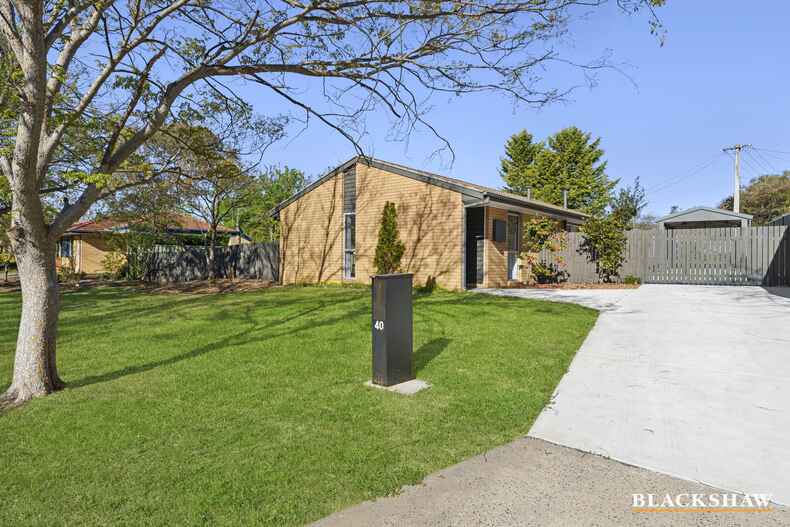 40 Vagabond Crescent Mckellar 40 Vagabond Crescent Mckellar