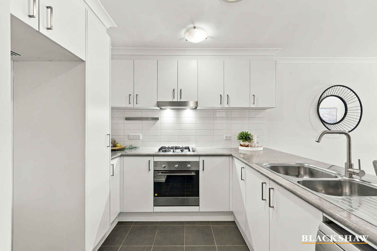 185 Macfarlane Burnet Street Macgregor