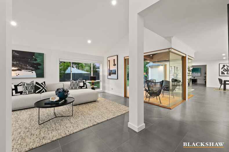 6 Beech Place Jerrabomberra