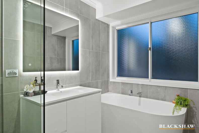 6 Beech Place Jerrabomberra