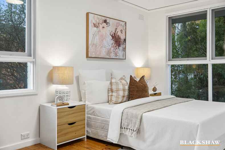 5 Hanson Place Watson 5 Hanson Place Watson