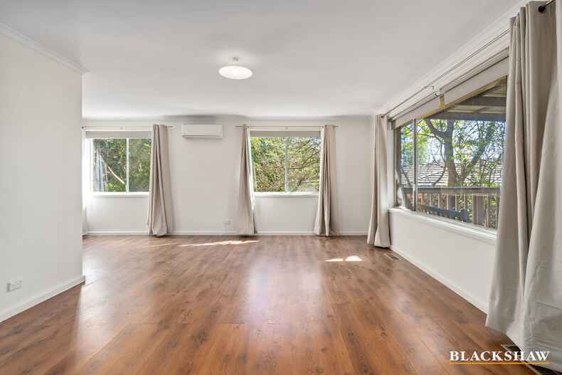 8 Jindivik Place Scullin