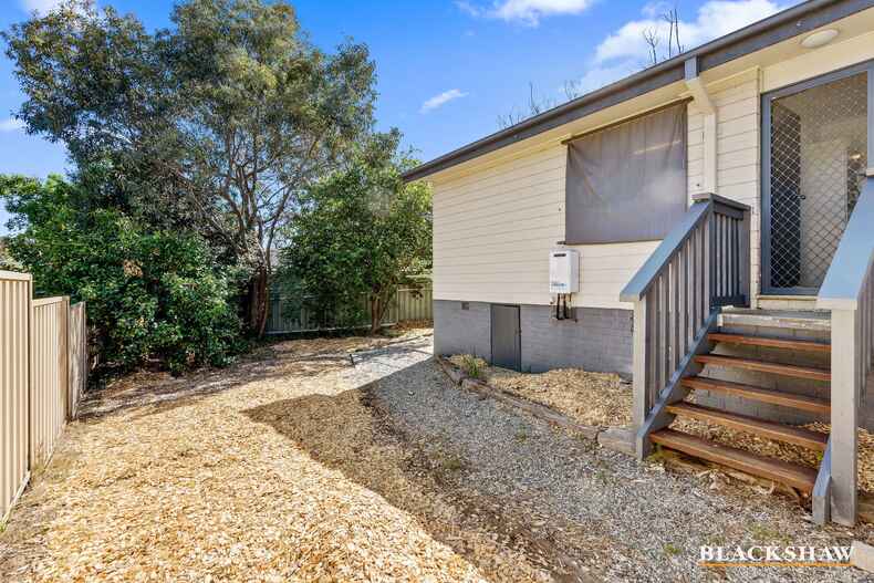 8 Jindivik Place Scullin
