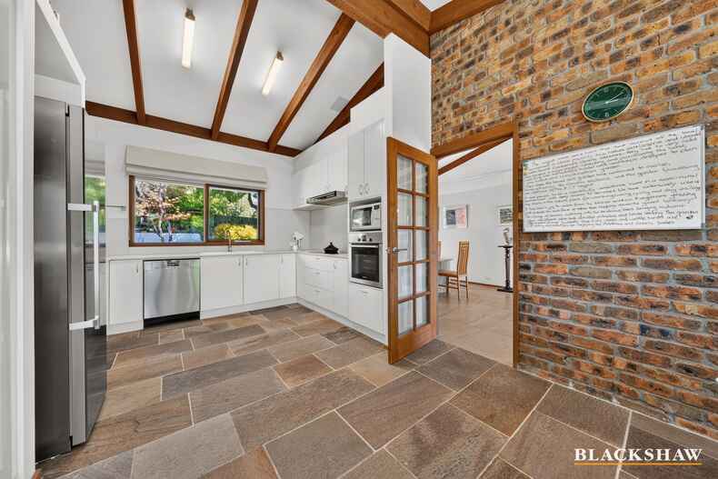 15 Callister Crescent Theodore 15 Callister Crescent Theodore