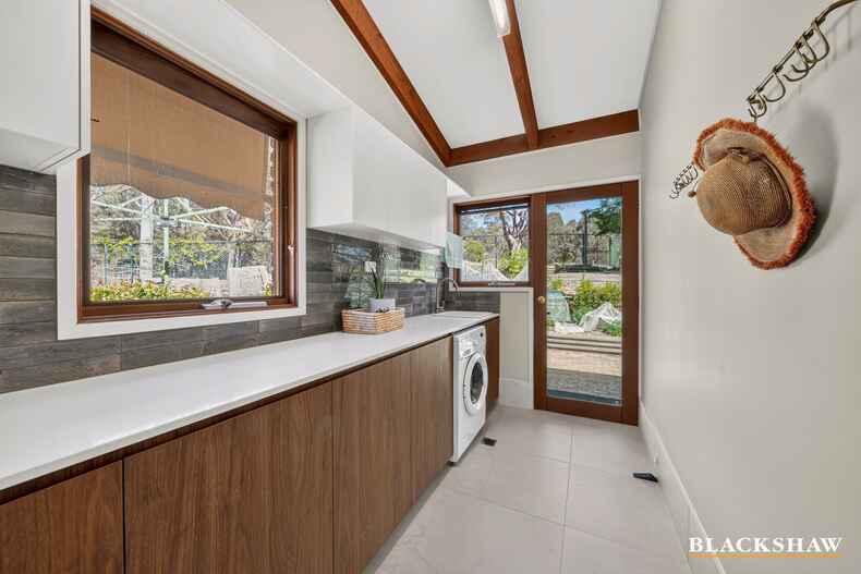 15 Callister Crescent Theodore 15 Callister Crescent Theodore