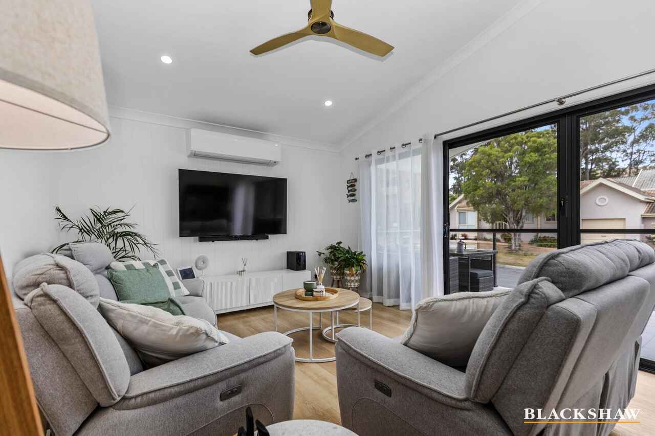 2b White Sands Place Denhams Beach