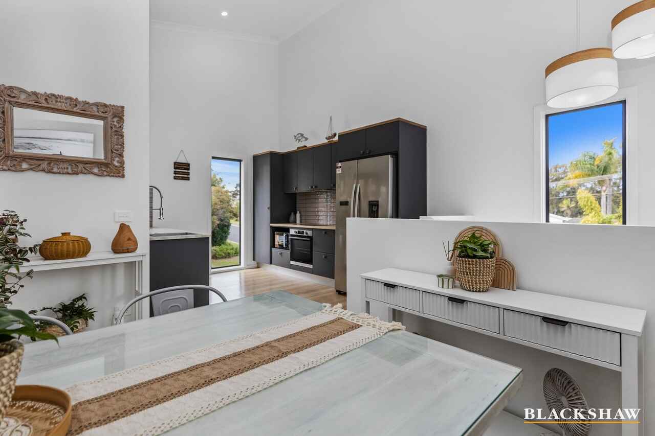 2b White Sands Place Denhams Beach