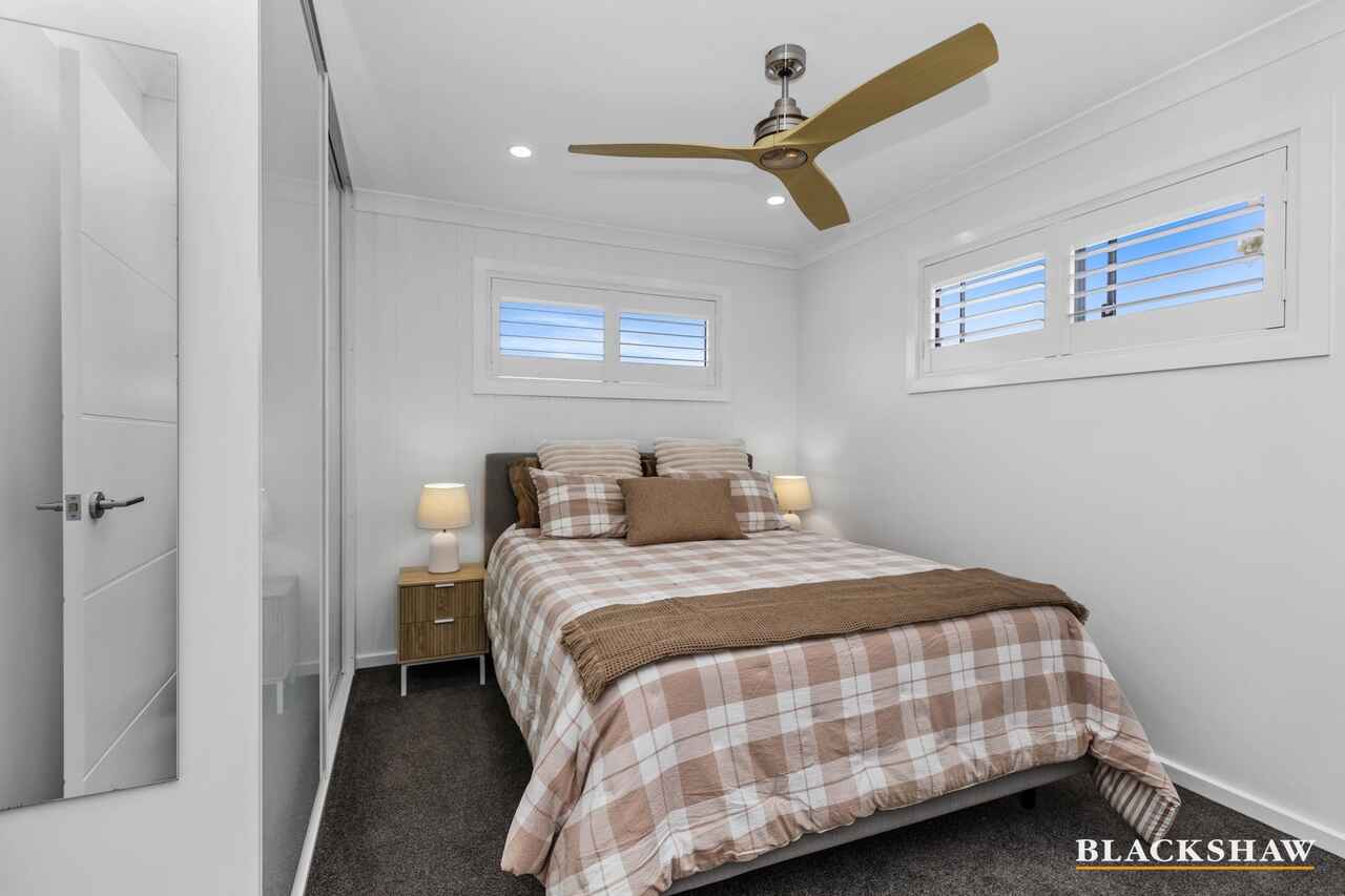 2b White Sands Place Denhams Beach