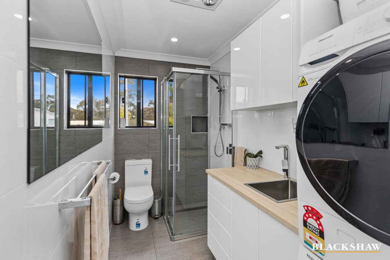 2b White Sands Place Denhams Beach