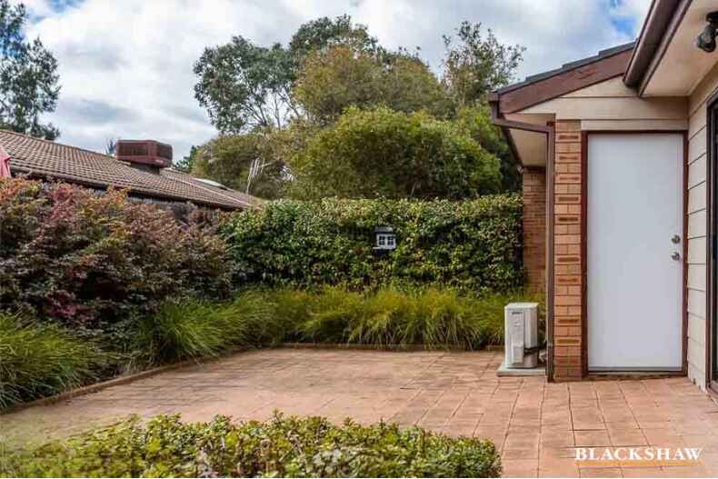 50/21 Cossington Smith Crescent Lyneham
