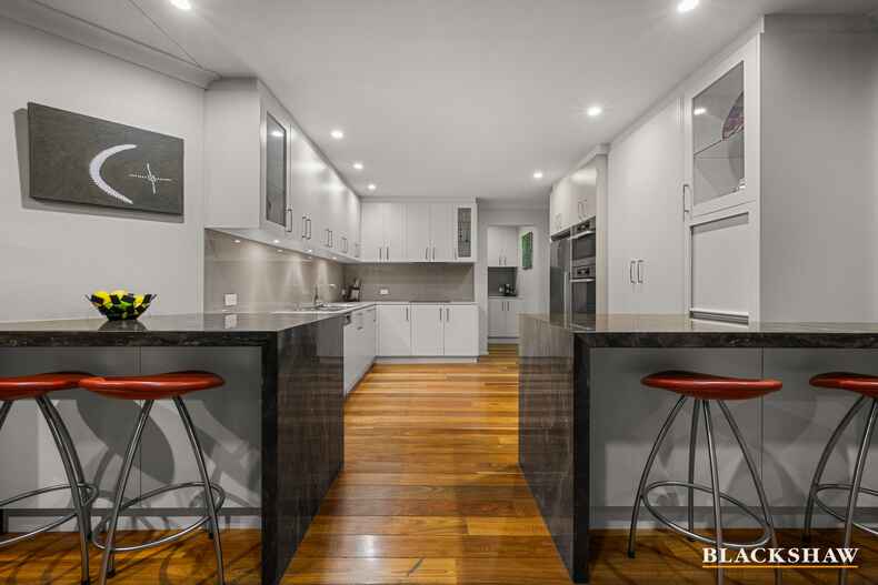 9 Sabine Close Garran