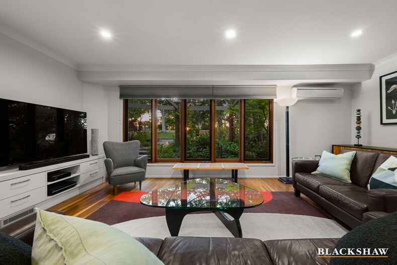 9 Sabine Close Garran