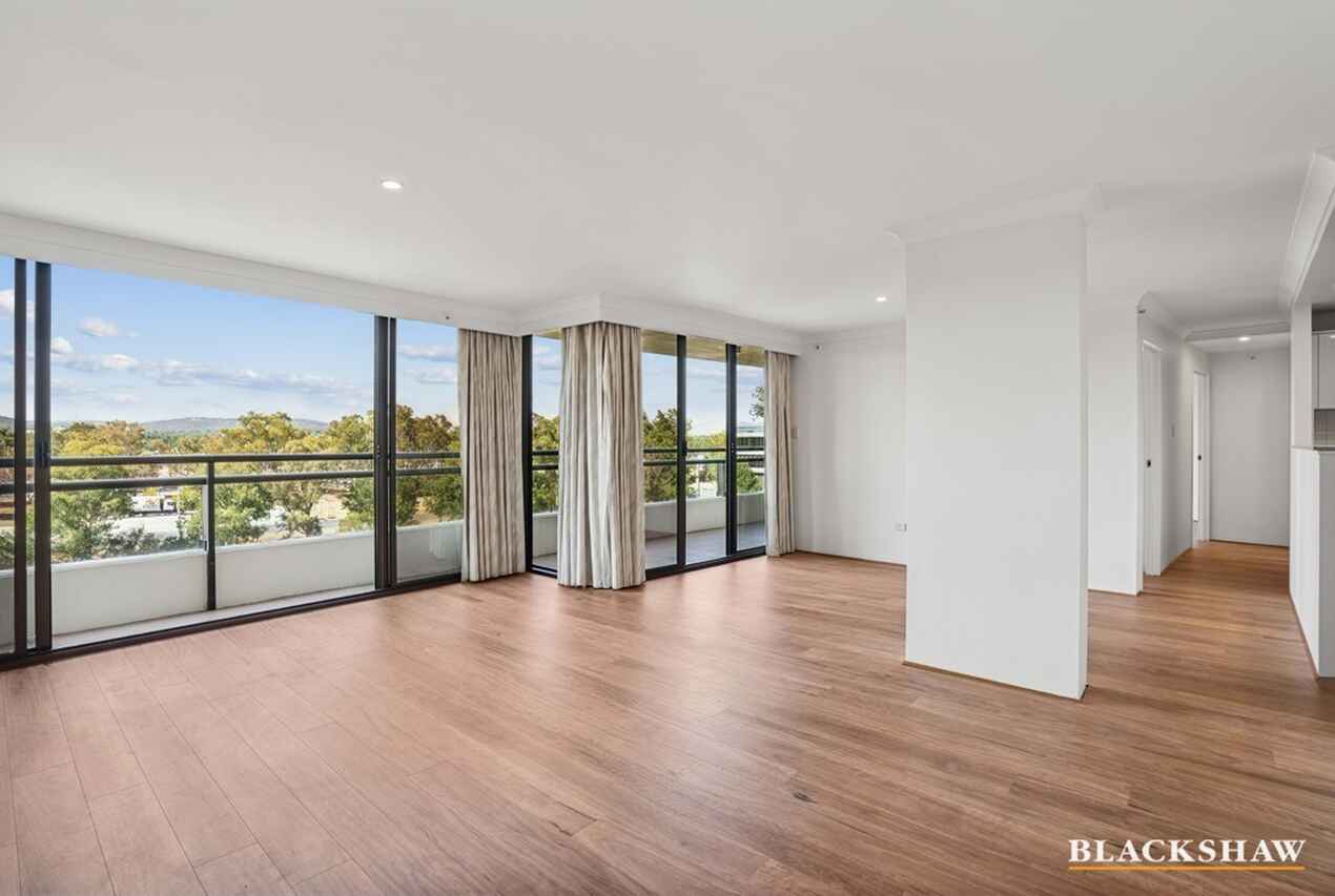 405/2 Marcus Clarke Street City
