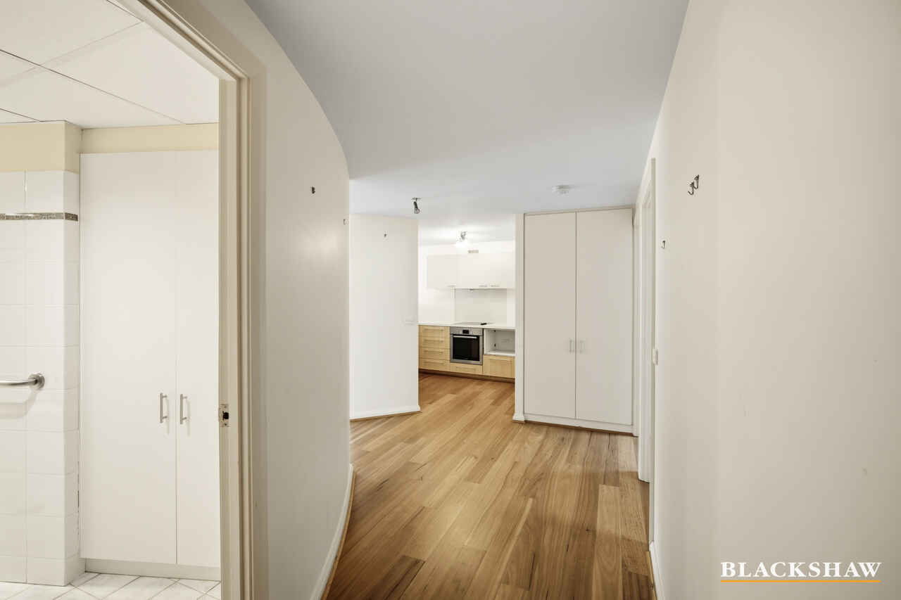32/17 Eldridge Crescent Garran