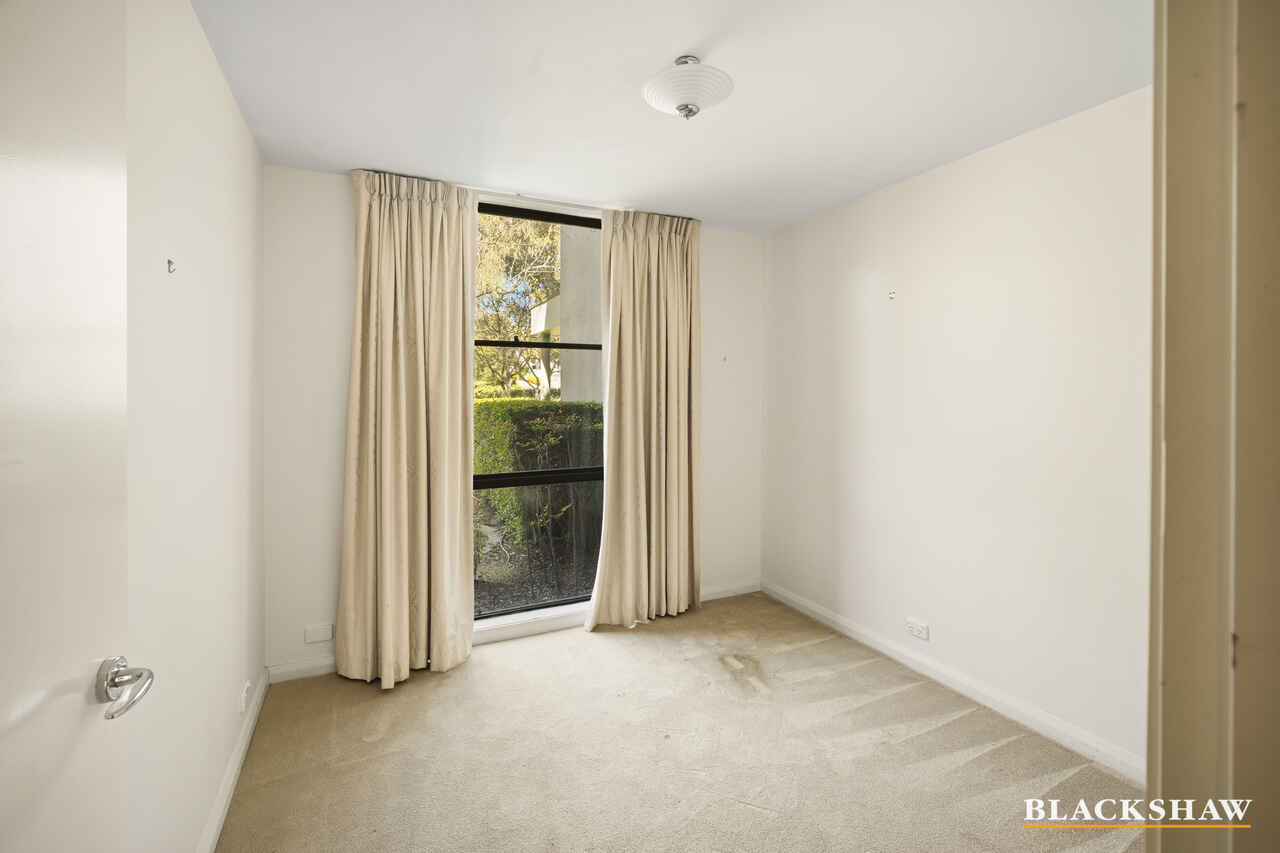 32/17 Eldridge Crescent Garran