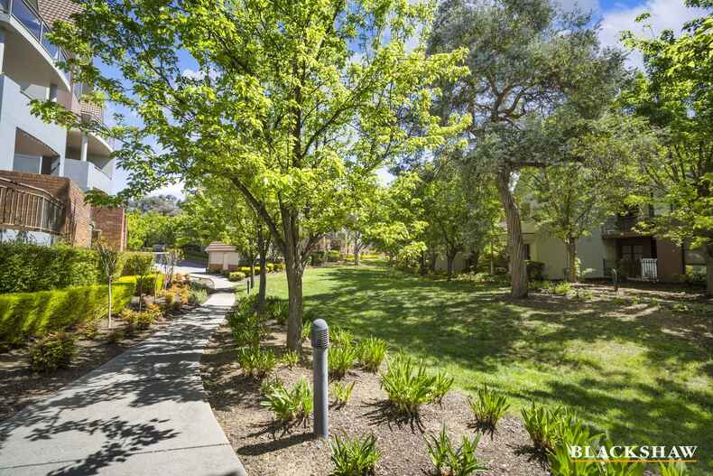32/17 Eldridge Crescent Garran 32/17 Eldridge Crescent Garran