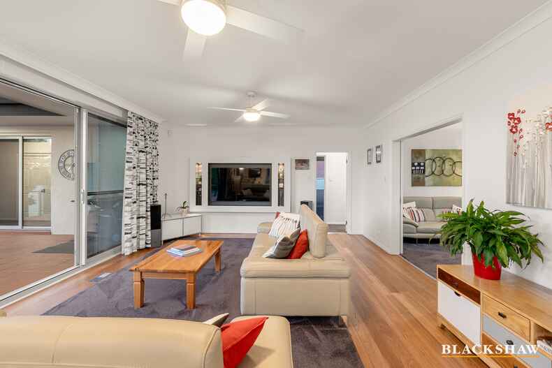 49 Shackleton Circuit Mawson