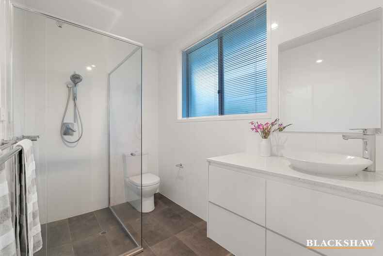 49 Shackleton Circuit Mawson