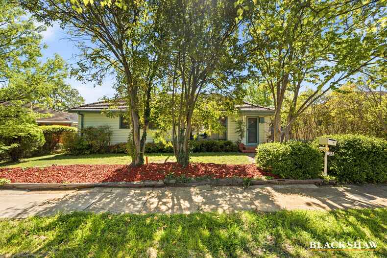 23 Walker Crescent Griffith