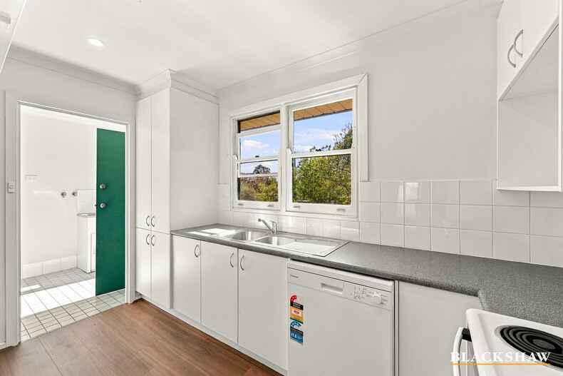 23 Walker Crescent Griffith