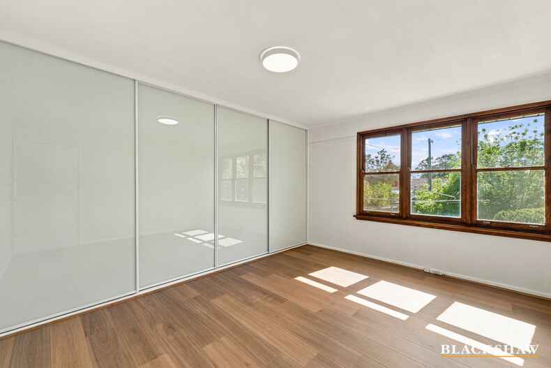23 Walker Crescent Griffith