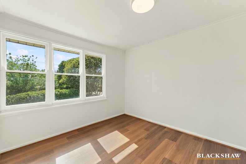 23 Walker Crescent Griffith