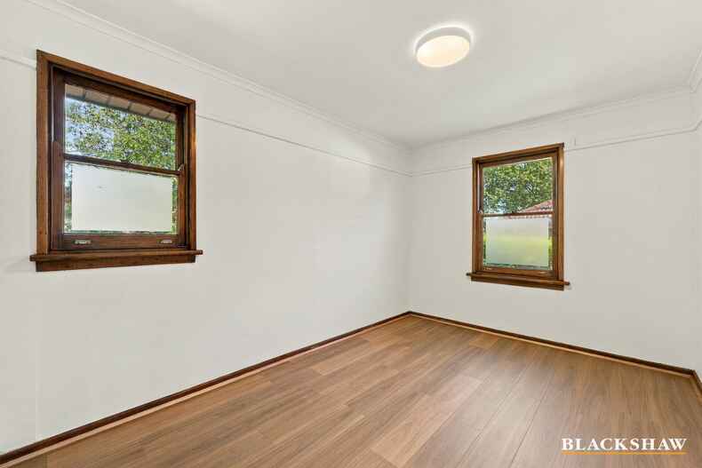 23 Walker Crescent Griffith