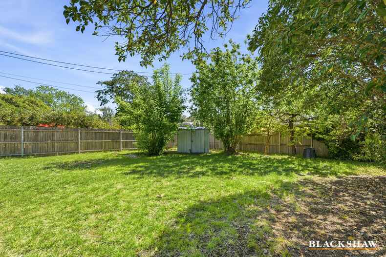 23 Walker Crescent Griffith