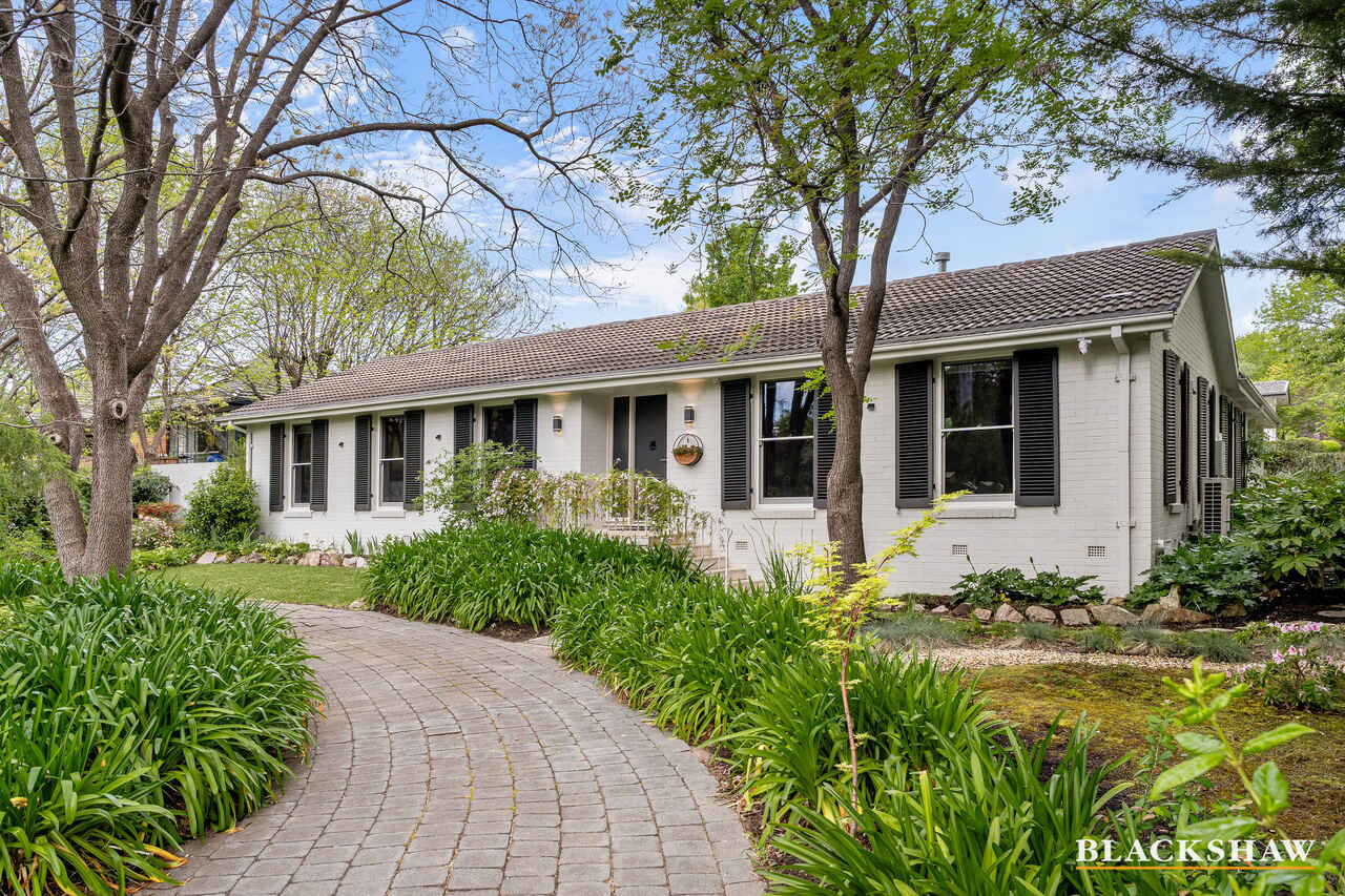 2 Arkana Street Yarralumla
