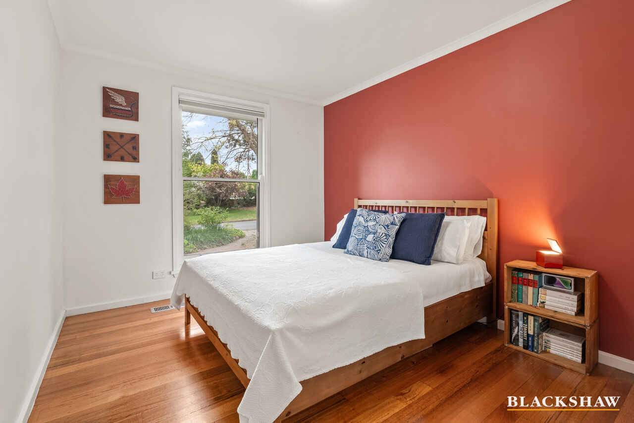 2 Arkana Street Yarralumla