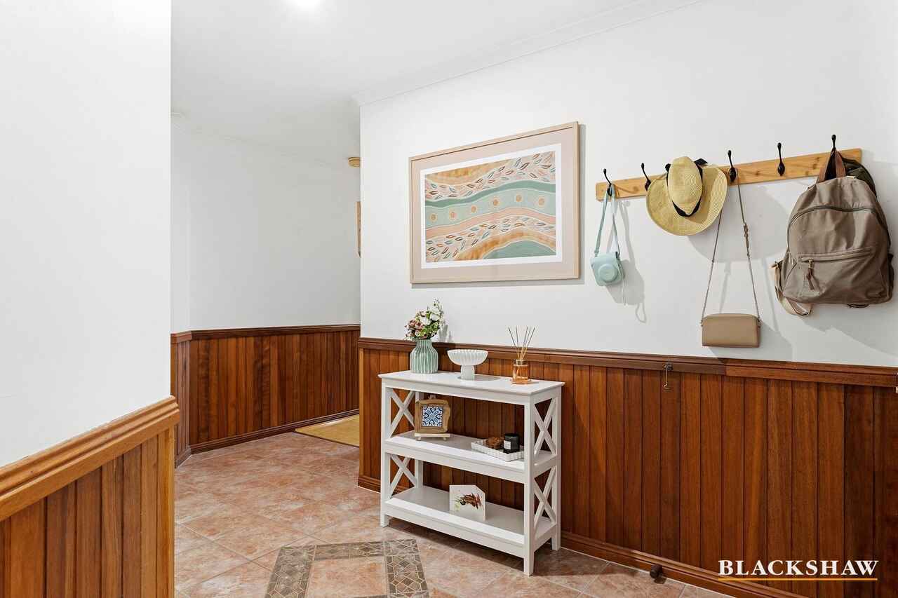99 Jim Pike Avenue Gordon