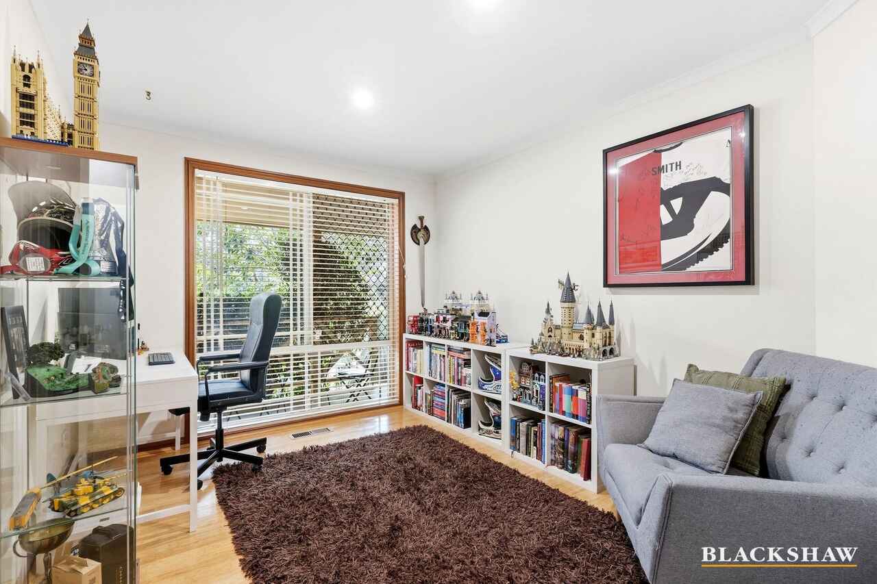 99 Jim Pike Avenue Gordon