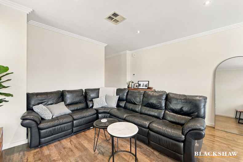 10/31 Tallara Parkway Narrabundah