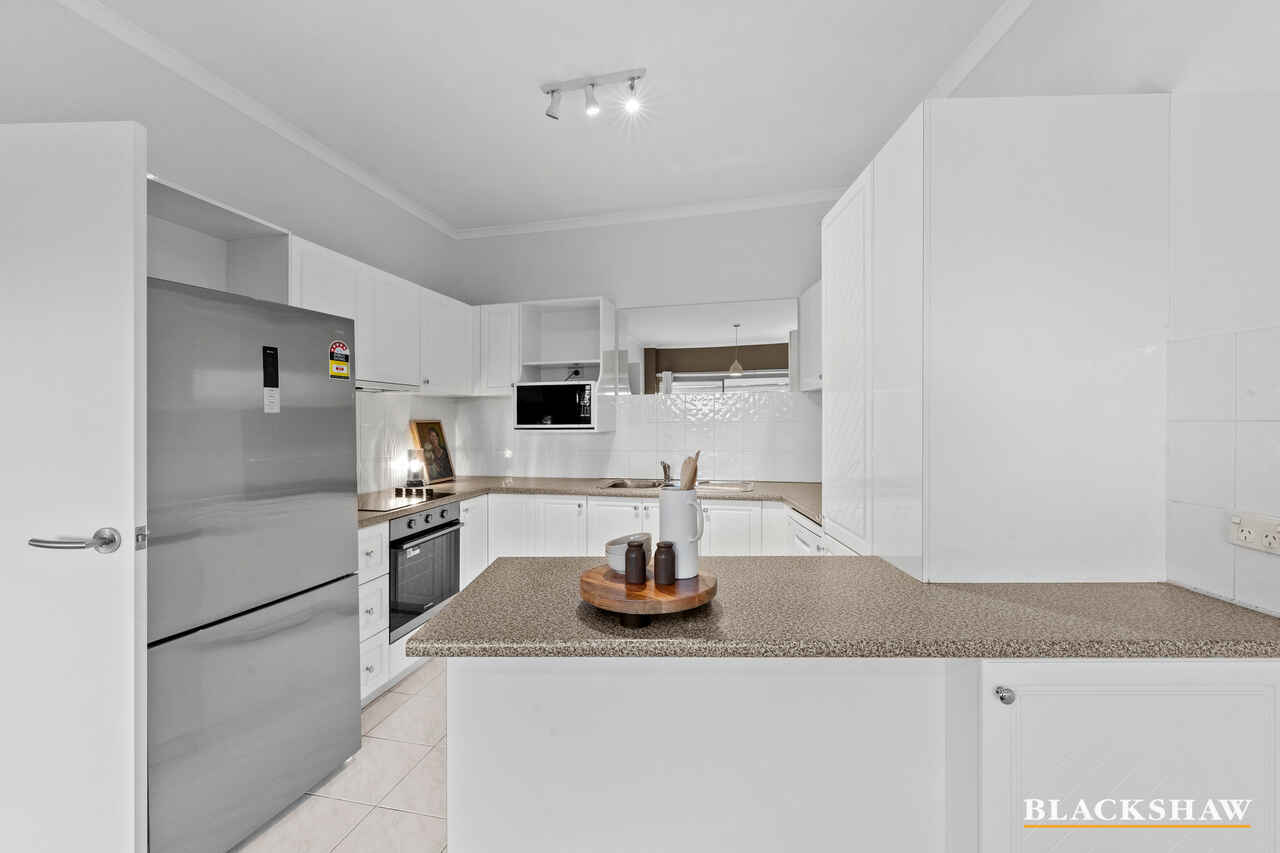 D6/2 Currie Crescent Griffith