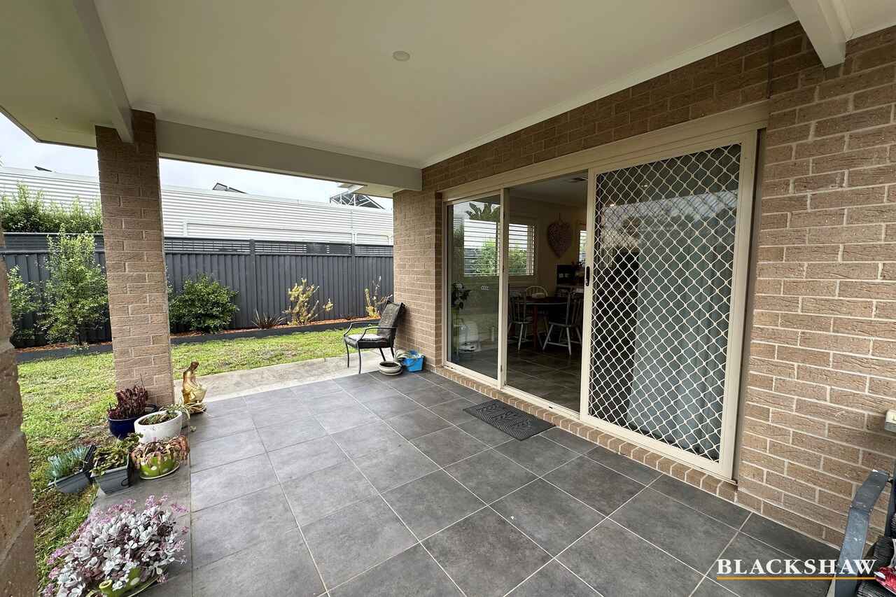 8 Griffiths Run Broulee