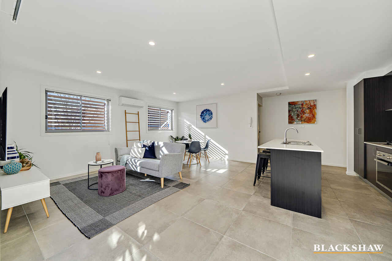 2/78 Derrima Road Crestwood