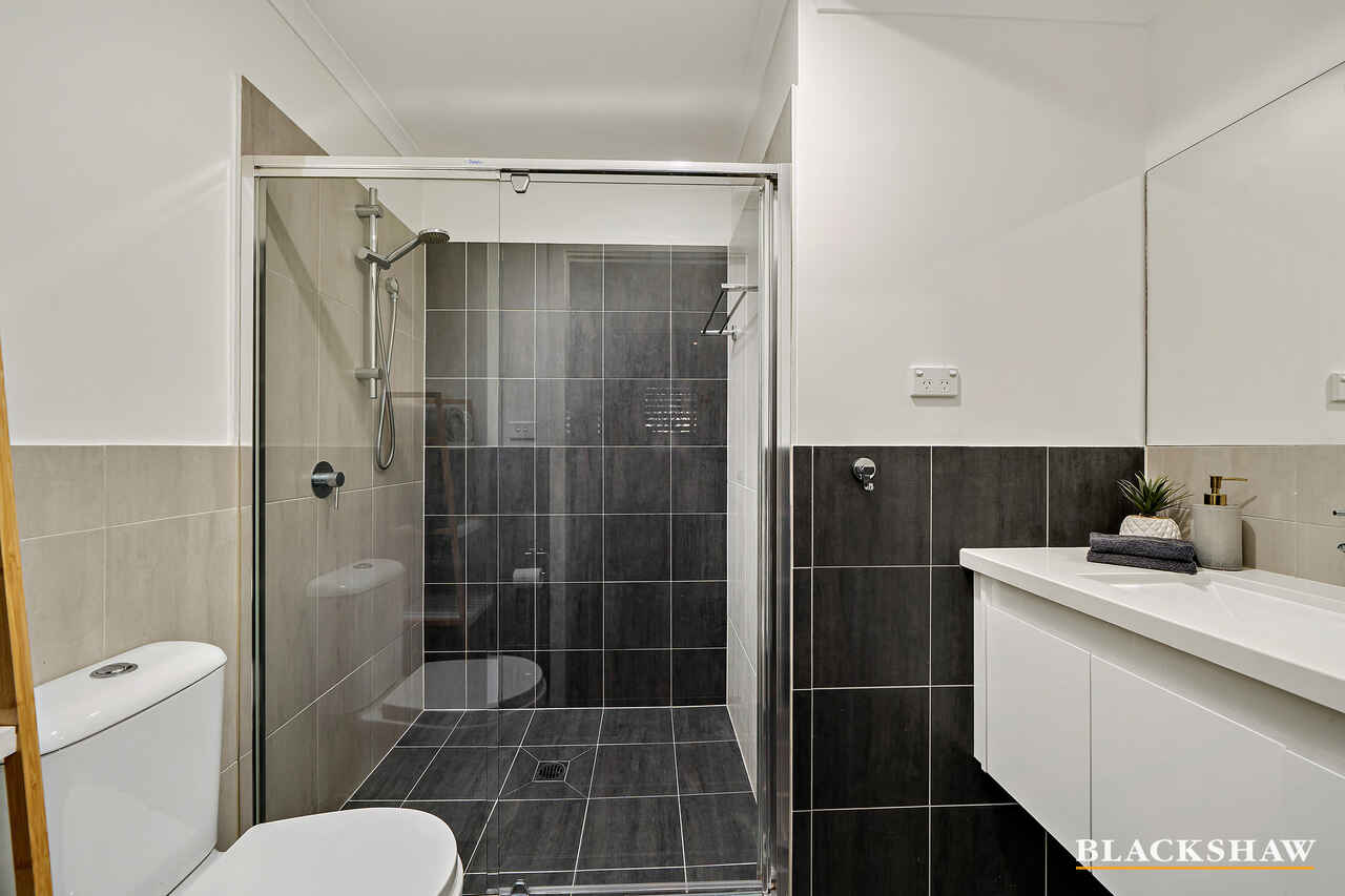 2/78 Derrima Road Crestwood