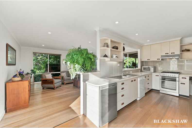 10 Jensen Place Hughes 10 Jensen Place Hughes