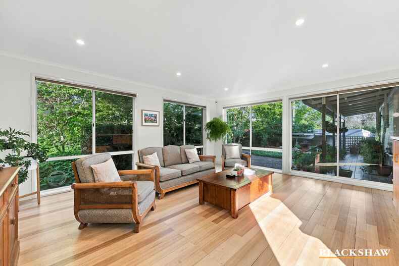 10 Jensen Place Hughes 10 Jensen Place Hughes