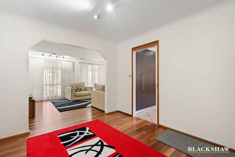 91 Summerville Crescent Florey
