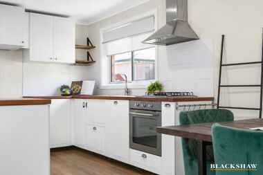 1/92 Collett Street Queanbeyan