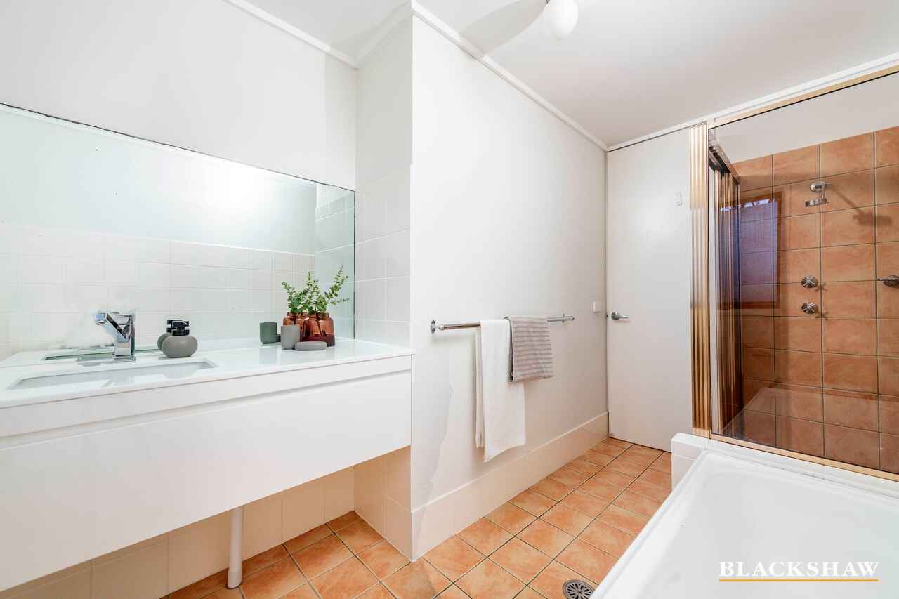 110 Murranji Street Hawker