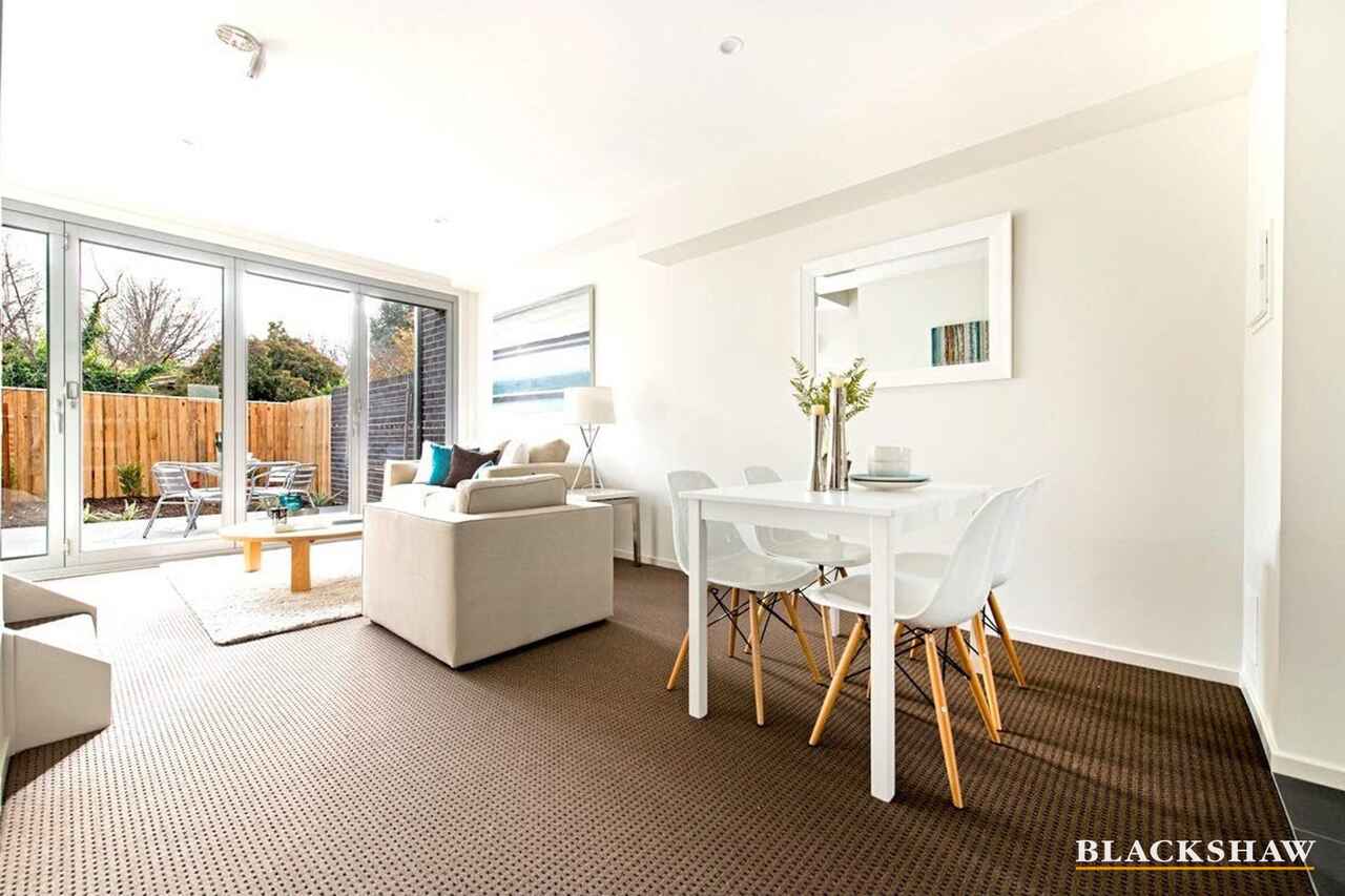 7/87 Antill Street Downer