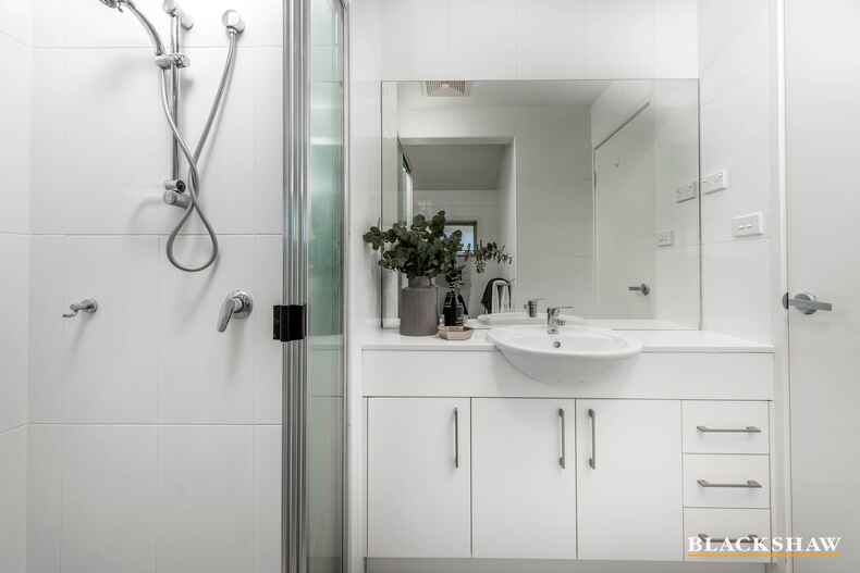 3/18 Dickins Street Forde