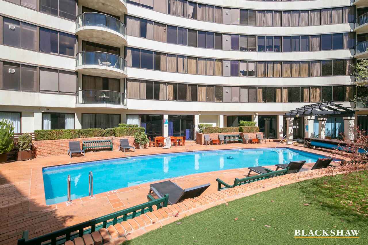 602/2 Marcus Clarke Street City
