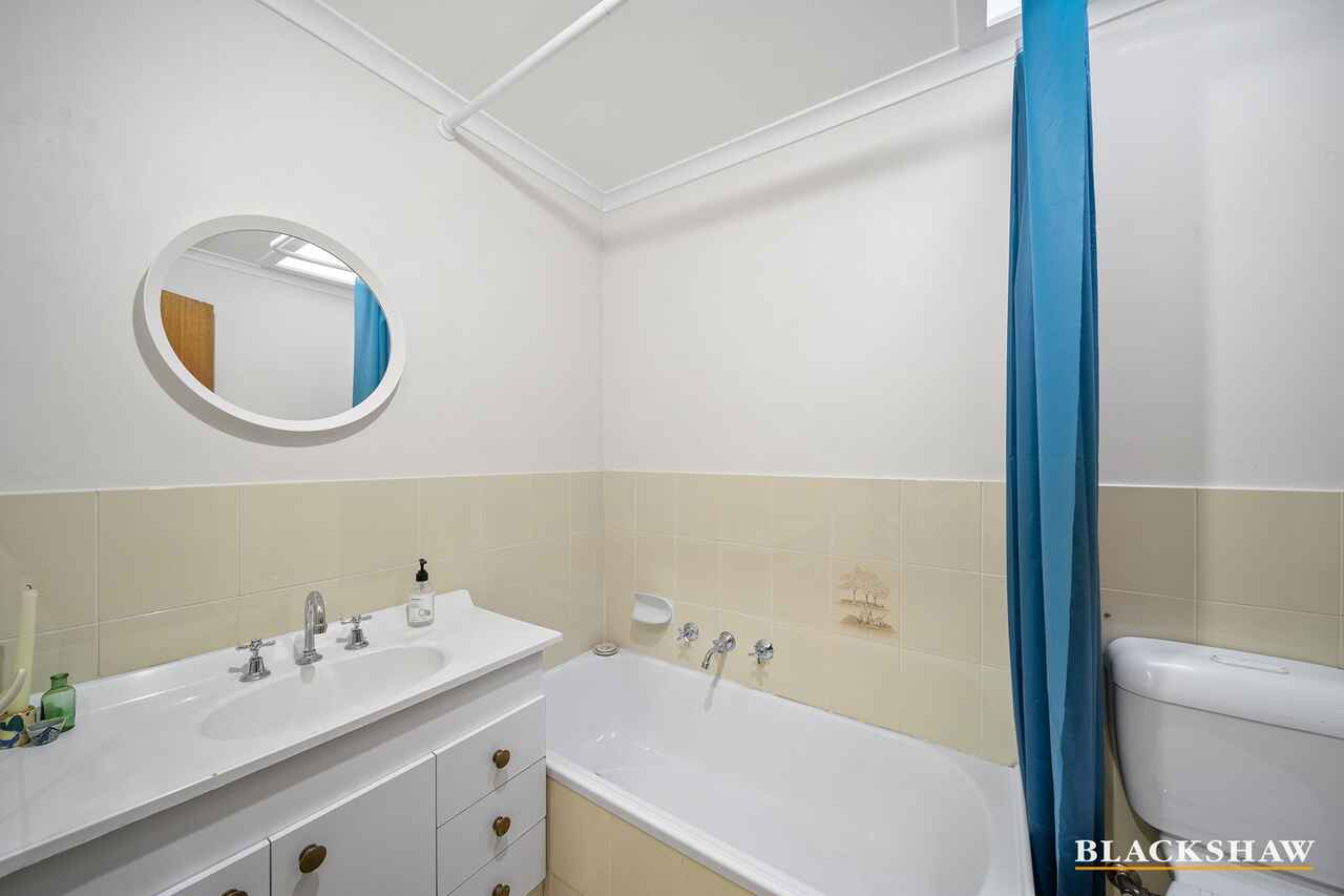 5/24 Booth Street Queanbeyan