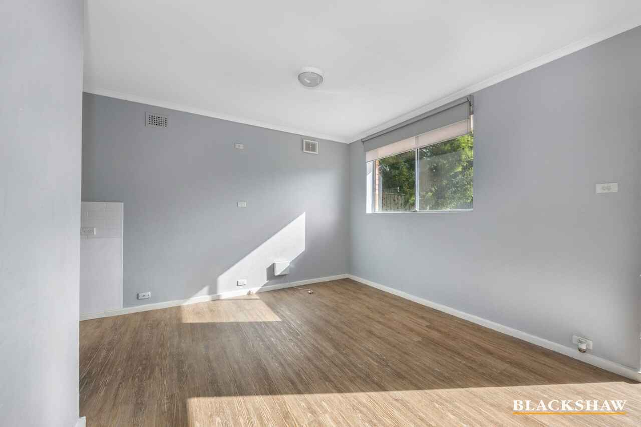 6/22 Cassidy Street Queanbeyan