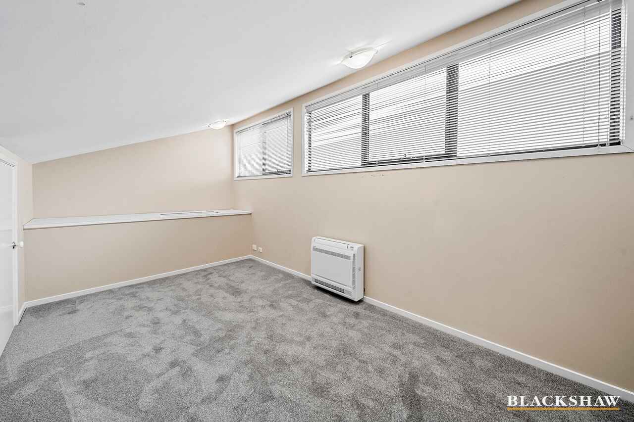 11/32 Doeberl Place Queanbeyan