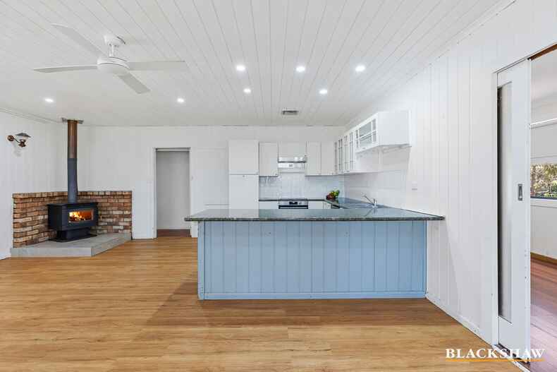 41 Village Road South Durras 41 Village Road South Durras